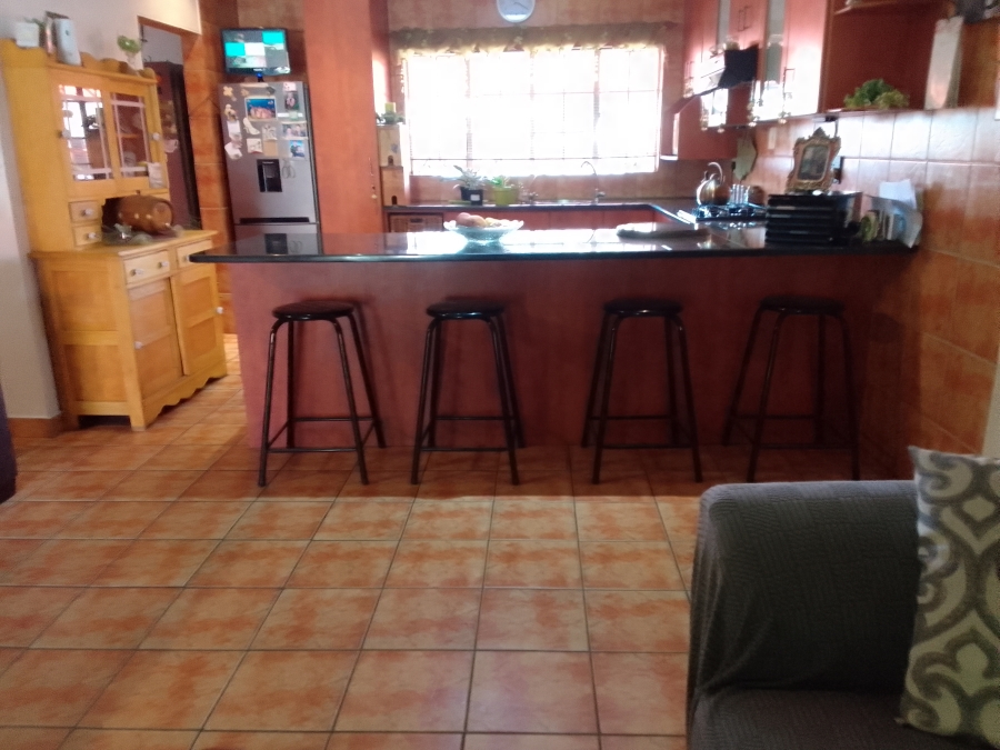 3 Bedroom Property for Sale in Oos Einde North West